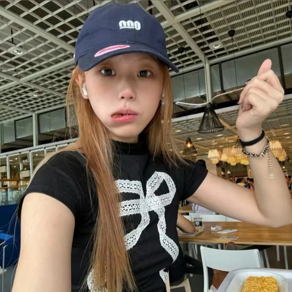 水栖家族 封面