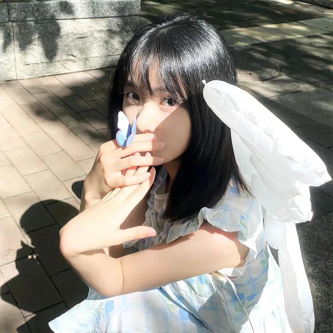 女优灵 封面